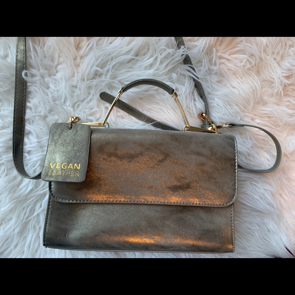 Small crossbody bag